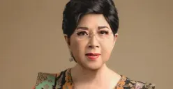 Titiek Puspa tutup usia pada 10 April 2025 dalam usia 87 tahun setelah mengalami insiden mendadak saat syuting. (Sumber: Pinterest)