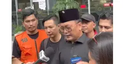 Politikus Mohamad Guntur Romli mendapatkan adanya penyusup pada sidang Sekjen PDI Perjuangan Hasto Kristiyanto. (Sumber: Capture Instagram Guntur Romli)