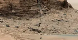 Penjelajah Curiosity milik NASA mengabadikan permukaan Mars beberapa hari lalu. (Sumber: X/MAstronomers)