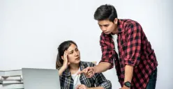 Penyebab pinjaman saldo dana di aplikasi pinjol legal dan ilegal ditolak. (Sumber: Freepik)