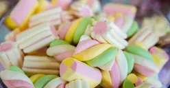 Ilustrasi. Sejumlah produk marshmallow bersertifikasi halal yang ditemukan mengandung babi. (Sumber: Pexels/Votsis Panagiotis)