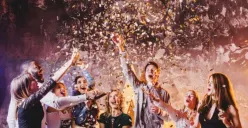 Inilah 6 Zodiak yang Akan Mendapat Kejutan Spesial di Mei 2025. (Sumber: Pinterest/Freepik)