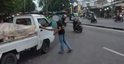 Aksi pungli di Pasar Induk Kramat Jati, Jakarta Timur. (Sumber: (Dok. Warga))