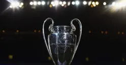 Potret Trofi Liga Champions Eropa. (Sumber: X/@FootballRetroPlus)