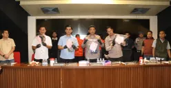 Polres Metro Jakarta Pusat menetapkan 4 tersangka dalam kasus penganiayaan suporter setelah laga final AFF U-23 antara Timnas Indonesia vs Vietnam di kawasan Gelora Bung Karno, Jakarta Pusat, pada 29 Juli 2025. (Sumber: Dok Polres Jakarta Pusat)