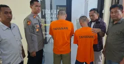 Dua orang pemuda pencuri motor yang telah beraksi 8 kali berhasil diringkus petugas Polsek Tajurhalang. (Sumber: Poskota/Angga Pahlevi)