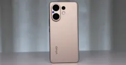 Ponsel Vivo V60 5G (Sumber: YouTube/Pan Channel)