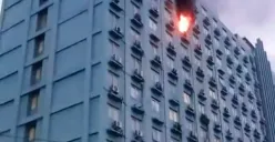 Apartemen City Park, Cengkareng, Jakarta Barat, terbakar pada Selasa, 19 Agustus 2025. (Sumber: Dok Warga)