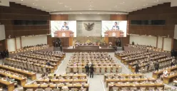 Viral gaji DPR fantastis, tapi berapa sebenarnya? Ini breakdown lengkap gaji pokok, tunjangan komunikasi intensif Rp15,5 Juta, tunjangan perumahan Rp50 Juta, hingga total pendapatan yang mencapai ratusan juta per bulan. (Sumber: Dok.Menpan)