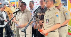 Gubernur Jakarta, Pramono Anung saat menyampaikan pernyataan kepada awak media di Plaza 1 Veledrome, Rawamangun, Jakarta Timur Selasa, 19 Agustus 2025. (Sumber: Poskota/Muhammad Tegar Jihad)