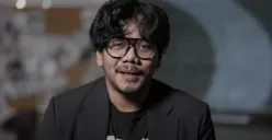 Baca pernyataan lengkap Ferry Irwandi yang tuduh sejumlah akun X sebagai provokator demo DPR. Ini nama-nama akun dan pola yang disebutnya sebagai pemicu kerusuhan. (Sumber: Youtube/@FerryIrwandi)