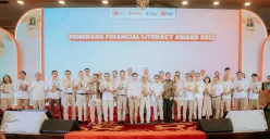 bank bjb dianugerahi penghargaan bergengsi sebagai Bank Teraktif dalam pelaksanaan Bank Goes to School (BGTS)  di Kejar Award 2025 (Sumber: Dok. bank bjb)