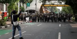 Ilustrasi pelajar terlibat dalam demo. (Sumber: Poskota/Bilal Nugraha Ginanjar)