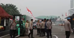 Sebanyak 1.250 personel gabungan dari Polri, TNI dan Pemda Jakarta dikerahkan untuk mengamankan kegiatan aksi demonstrasi di depan Gedung Dewan Perwakilan Rakyat (DPR) Senin, 25 Agustus 2025. (Sumber: Polres Jakarta Pusat)