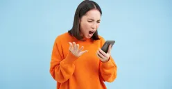 Ilustrasi - iPhone tiba-tiba mati total atau restart terus? Itu gejala Panic Full, sinyal darurat dari hardware! Pelajari cara cek log Panic Full di pengaturan. (Sumber: Freepik)