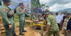 Gakum KLHK dan Satgas PKH saat melakukan penutupan puluhan lokasi tambang emas ilegal di Cibeber, Kabupaten Lebak. (Sumber: Poskota/Samsul Fatoni)