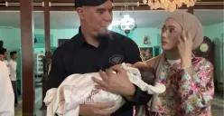Ahmad Dhani dan Mulan Jameela umumkan adopsi anak. (Sumber: YouTube/AHMAD DHANI DALAM BERITA)