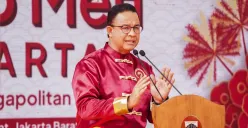 Anies Baswedan turut melayat ke rumah duka suami Najwa Shihab, Ibrahim Sjarief Assegaf. (Sumber: Poskota/Bilal Nugraha Ginanjar)