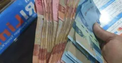 Ilustrasi - Dana Bansos PKH-BPNT segera cair via PT Pos Indonesia. Siapkan syarat penting pencairan mulai dari KTP dan KK Anda sekarang. (Sumber: Instagram/ksp_sejahtera_bersama01)