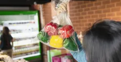 Begini tips menyimpan makanan secara tradisional yang bisa Anda coba. (Sumber: Freepik)