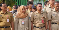 Ilustrasi PNS, Berapa tunjangan makan harian PNS 2025? Temukan jawabannya di sini! Plus syarat lengkap dan golongan yang berhak menerima. (Sumber: PPID Kota Batu)