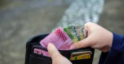 Dana bantuan sosial yang akan dicairkan ke KPM. (Sumber: Pexels/Ahsanjaya)