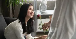 Weton wanita yang banyak dipuja pria (Sumber: Freepik)