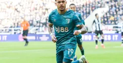 Justin Kluivert mencetak hattrick saat Bournemouth bertandang ke markas Newcastle United di St. James Park, Sabtu, 18 Januari 2025. (Sumber: X/@afcbournemouth)