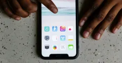 Begini cara sesuaikan tampilan feed Instagram seperti semula. (Sumber: Pexels/Cottonbro Studio)