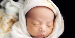 Beberapa inspirasi nama bayi perempuan Islami yang lahir di bulan Rajab (Sumber: Freepik)