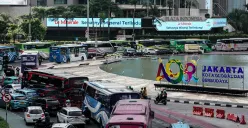 Rekayasa lalu lintas perayaan Malam Puncak HUT Jakarta ke-499. (Sumber: Poskota/Bilal Nugraha Ginanjar)