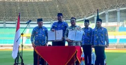Walikota Bekasi Tri Ardhianto mengapresiasi langkah bank bjb yang proaktif memperhatikan kesejahteraan PPPK yang selama ini belum memiliki perlindungan pensiun (Sumber: Dok. bank bjb)