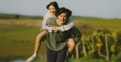 Sedang tayang di bioskop, ini sinopsis film Sore: Istri dari Masa Depan. (Sumber: TIX ID)