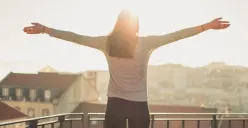 Aquarius dan Gemini sedang diajak semesta untuk berdamai dengan hati dan menyambut cinta dengan kejujuran, 21 Juli 2025 jadi momentum yang menyentuh. (Sumber: Pinterest)