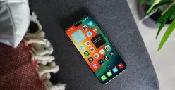 Diskon hingga 3 Juta, Berikut Spesifikasi dan Harga iPhone 15 Akhir Agustus 2025 (Sumber: Unsplash/Phúc Khang Mobile)