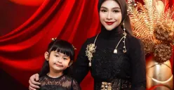 Momen ulang tahun Ria Ricis an sang buah hati, Cut Raifa Aramoana atau Moana. (Sumber: Instagram/@riaricis1795)