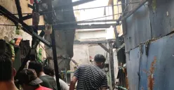 Kebakaran rumah kontrakan dan toko kelontong di Setiabudi, Jaksel, Selasa, 3 Juni 2025. (Sumber: BPBD Jakarta)