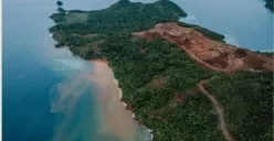 Tambang nikel di Raja Ampat milik siapa? Bahlil Lahadalia ungkap perusahaannya. (Sumber: Greenpeace Indonesia)