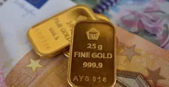 Strategi untuk memulai investasi emas dengan gaji UMR. (Sumber: Bank Saqu)