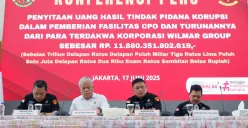 Kejaksaan Agung (Kejagung) memamerkan uang sitaan senilai Rp11,8 triliun terkait perkara tindak pidana korupsi fasilitas ekspor Crude Palm Oil (CPO) dan turunannya. (Sumber: Kejaksaan Agung)