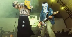 Band Sukatani menegaskan, pemecatan Twister Angel dari profesinya sebagai guru di sekolah dasar kawasan Purbalingga bukanlah akibat dari pelanggaran syariat Islam. (Sumber: Instagram/@sukatani.band)