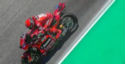 Hasil kualifikasi dan link live streaming sprint race MotoGP Thailand 2025. (Sumber: Instagram @motogp)
