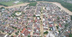 Pantauan udara kondisi banjir di Kota Bekasi, Jawa Barat pada Selasa, 4 Maret 2025. (Sumber: Pusat Data Informasi dan Komunikasi Kebencanaan BNPB)