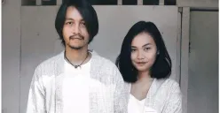 Istri Fiersa Besari, Aqia Nurfadla beri pesan mendalam usai kabar wafatnya dua pendaki di Carstensz. (Sumber: Instagram @fiersabesari)
