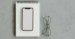 Ilustrasi handphone untuk pelajar. (Sumber: Pexels/Kaboompics.com)