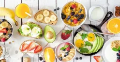 Temukan 10 kesalahan sarapan yang sering menghambat penurunan berat badan Anda. (Sumber: Pinterest/Womanindonesia.co.id)