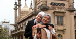 Intip deretan ide caption foto lebaran yang menarik, simpel, hingga pantun ini. (Sumber: Freepik)