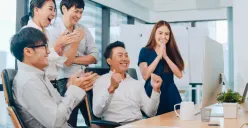Ramalan 3 zodiak yang akan menerima perubahan besar pada bulan April 2025. (Sumber: Freepik/tirachardz)