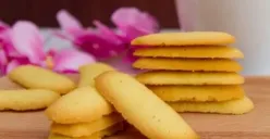Resep dan Cara Buat Kue Lidah Kucing Renyah. (Sumber: Pinterest/Supertoinette)