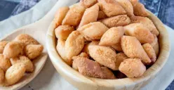 Temukan resep mudah dan langkah-langkah praktis untuk membuat biji ketapang di rumah. (Sumber: Pinterest)